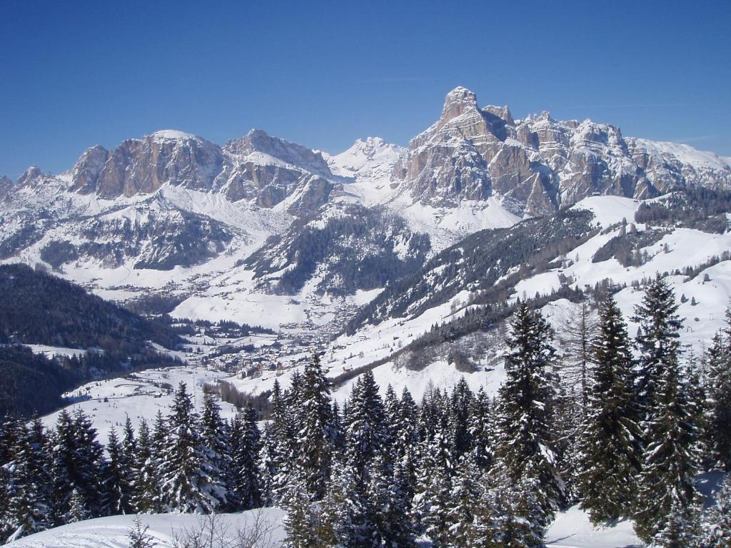 Hotel Costes Corvara In Badia Exterior foto
