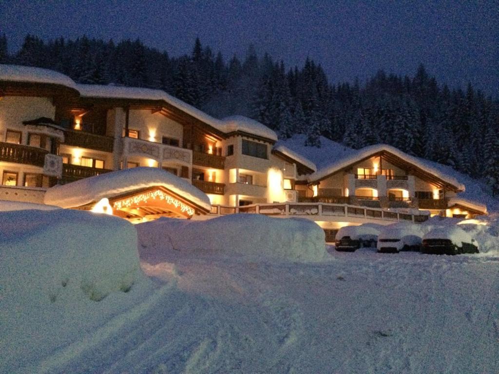 Hotel Costes Corvara In Badia Exterior foto